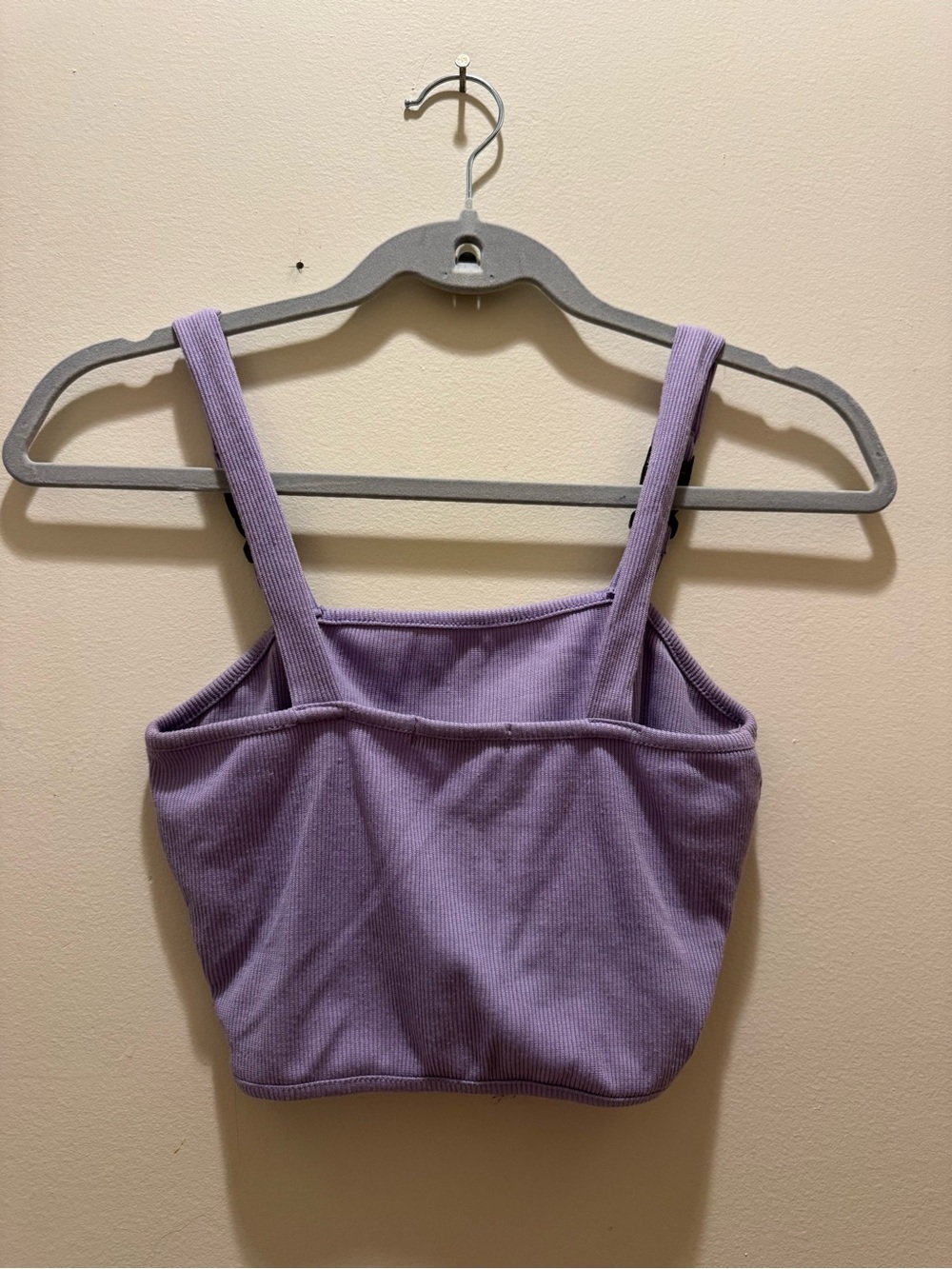 Lavender Ribbed Buckle-Strap Crop Top - Picture 2 of 3